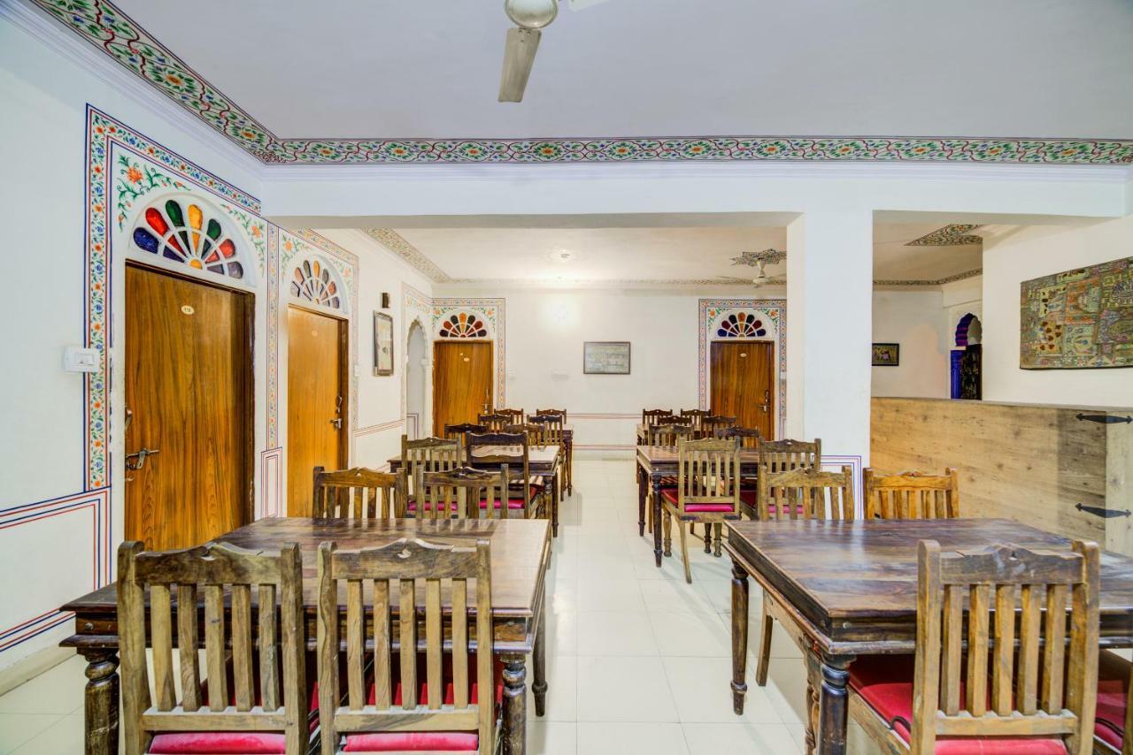 Oyo 40791 Hotel Hot N Fast Suratgarh Exterior photo